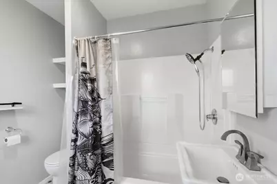 331 100th Street S, Parkland, WA 98444 - Photo 7