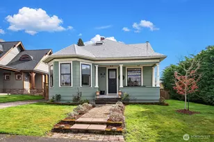 421 Ave H, Snohomish, WA 98290 - Photo 1