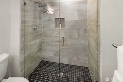 1944 NE Katsura Street, Issaquah, WA 98029 - Photo 25