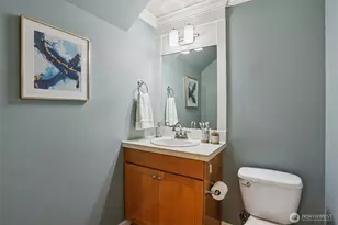 18200 NE 110th St, Redmond, WA 98052 - Photo 15