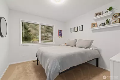 19403 NE 203rd Place, Woodinville, WA 98077 - Photo 25