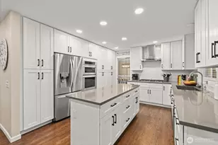 19403 NE 203rd Pl, Woodinville, WA 98077 - Photo 9