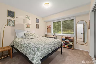 19403 NE 203rd Place, Woodinville, WA 98077 - Photo 23