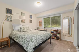 19403 NE 203rd Pl, Woodinville, WA 98077 - Photo 23