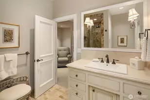 854 Evergreen Point Rd, Medina, WA 98039 - Photo 27