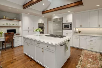 854 Evergreen Point Road, Medina, WA 98039 - Photo 9