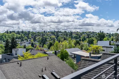 230 26th Avenue E, Seattle, WA 98112 - Photo 25