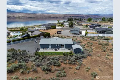 101 Lake Place SW #328, Mattawa, WA 99349 - Photo 3