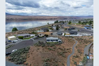 101 Lake Place SW #328, Mattawa, WA 99349 - Photo 5