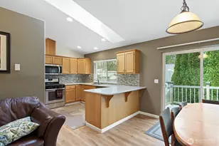2245 SE Camano Dr, Camano Island, WA 98282 - Photo 11