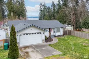 2245 SE Camano Dr, Camano Island, WA 98282 - Photo 3
