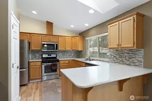 2245 SE Camano Dr, Camano Island, WA 98282 - Photo 9