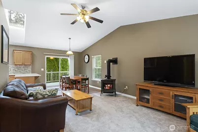 2245 SE Camano Drive, Camano Island, WA 98282 - Photo 5
