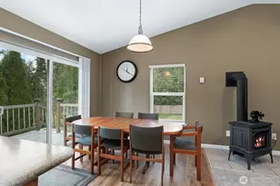 2245 SE Camano Dr, Camano Island, WA 98282 - Photo 9