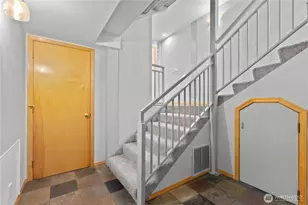 125 NW 48th St, Seattle, WA 98107 - Photo 7