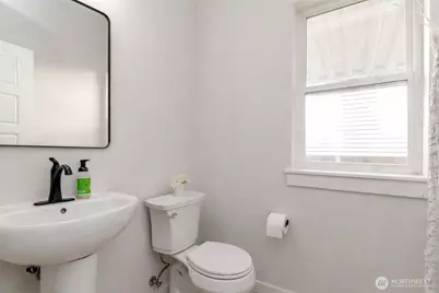 6642 S Alder Street, Tacoma, WA 98409 - Photo 7