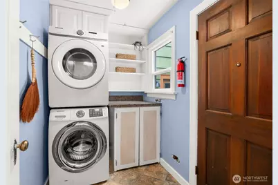 1912 Elliott Avenue NW, Olympia, WA 98502 - Photo 19