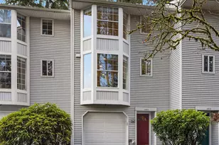 10215 NE 129th Ln, Kirkland, WA 98034 - Photo 1