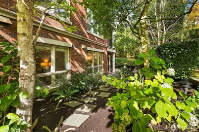 726 Boylston Avenue E #5, Seattle, WA 98102 - Photo 33