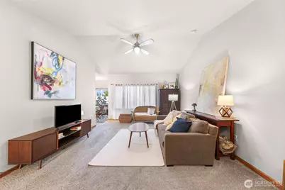 1305 Boon Street #209, Sumas, WA 98295 - Photo 3