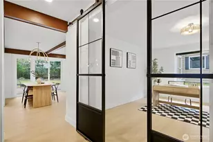 14318 117th Pl NE, Kirkland, WA 98034 - Photo 9