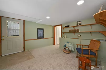 12019 B 25th Avenue NE, Seattle, WA 98125 - Photo 15