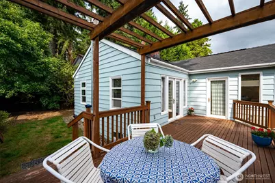 12019 B 25th Avenue NE, Seattle, WA 98125 - Photo 23