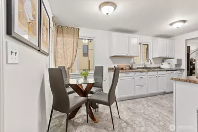 1011 NE 180th Street, Shoreline, WA 98155 - Photo 15