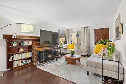 1011 NE 180th Street, Shoreline, WA 98155 - Photo 9