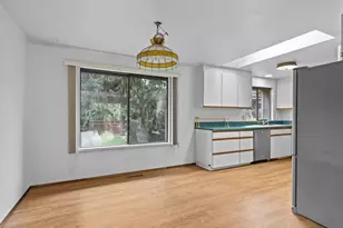 3502 NE 204th St, Lake Forest Park, WA 98155 - Photo 11