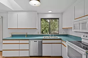 3502 NE 204th St, Lake Forest Park, WA 98155 - Photo 13