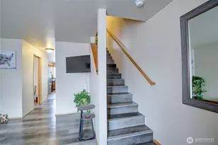 811 S Laventure Rd, Mount Vernon, WA 98274 - Photo 7