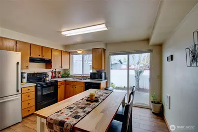 811 S Laventure Road #C, Mount Vernon, WA 98274 - Photo 23