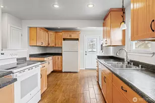 240 S 59th St, Tacoma, WA 98408 - Photo 13