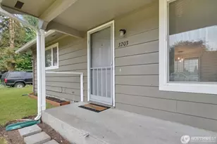 3201 - 3203 Laurel Ln, Centralia, WA 98531 - Photo 5