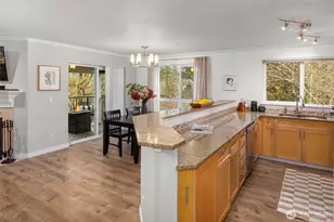 12006 NE 204th Pl, Bothell, WA 98011 - Photo 7