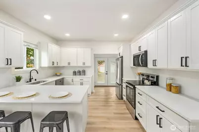 1426 S 56th Street, Tacoma, WA 98408 - Photo 9