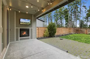 19913 145th St E, Bonney Lake, WA 98391 - Photo 31