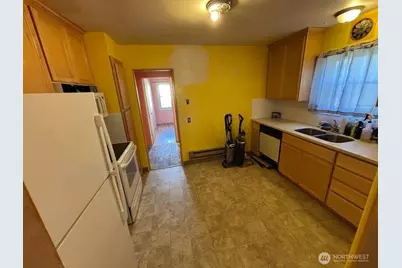 6441 S Prospect Street, Tacoma, WA 98409 - Photo 3