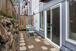 3661 Phinney Ave N, Seattle, WA 98103 - Photo 21