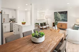 3661 Phinney Ave N, Seattle, WA 98103 - Photo 9