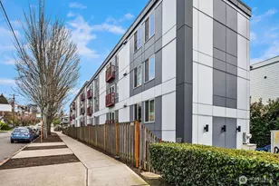 3661 Phinney Ave N, Seattle, WA 98103 - Photo 23