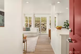 3661 Phinney Ave N, Seattle, WA 98103 - Photo 3