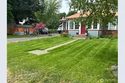 814 Cleveland Avenue, South Cle Elum, WA 98943 - Photo 3