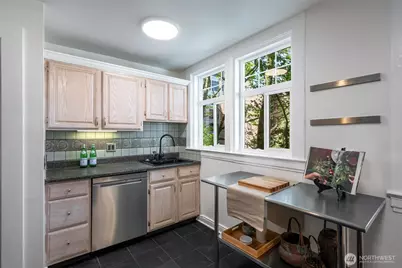403 Terry Avenue #206, Seattle, WA 98104 - Photo 9