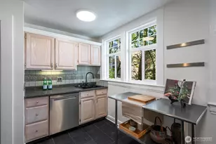 403 Terry Ave, Seattle, WA 98104 - Photo 9