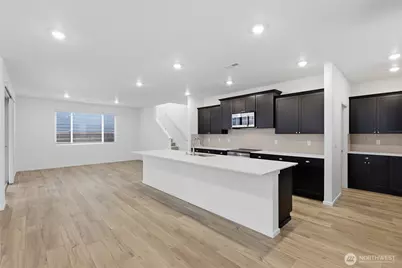 20440 Myrtle Place E, Bonney Lake, WA 98391 - Photo 5