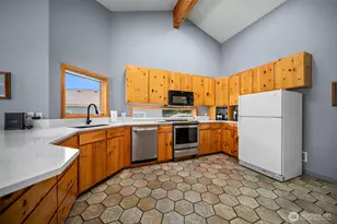 105 Chelan View Dr, Manson, WA 98831 - Photo 9