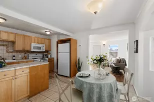 3012 17th St, Bremerton, WA 98312 - Photo 7