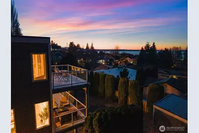 1033 W Mukilteo Boulevard, Everett, WA 98203 - Photo 5